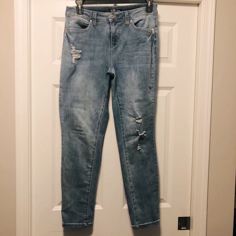 Brand new (no tags) - Royalty stretch skinny jeans - size 12